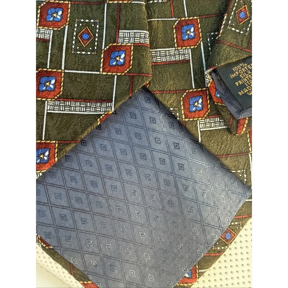 Louis Feraud Men's Silk Necktie Green Red Blue Geometric Designer Classic Tie